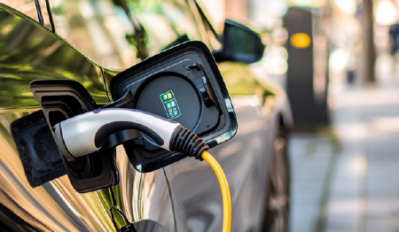 ELECTRIC VEHICLE